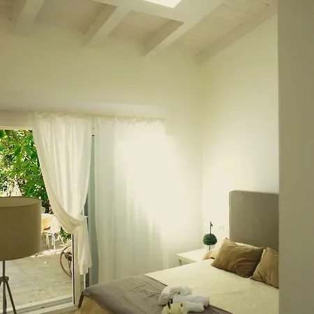 House 4* Mondello