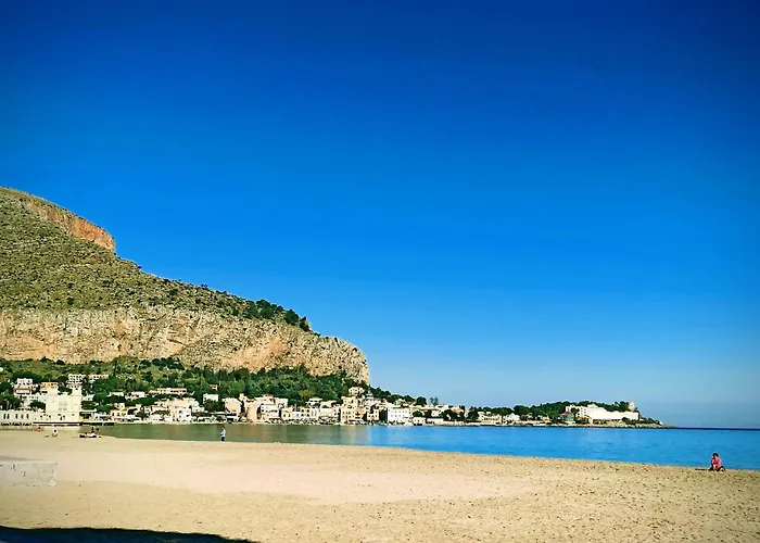 House 4* Mondello